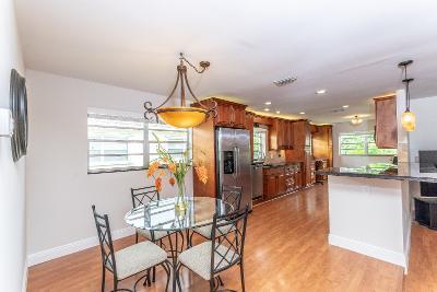 22622 Southwest 65th Avenue Boca Raton, FL 33428 - Photo 24 of 39 kitchendining...
