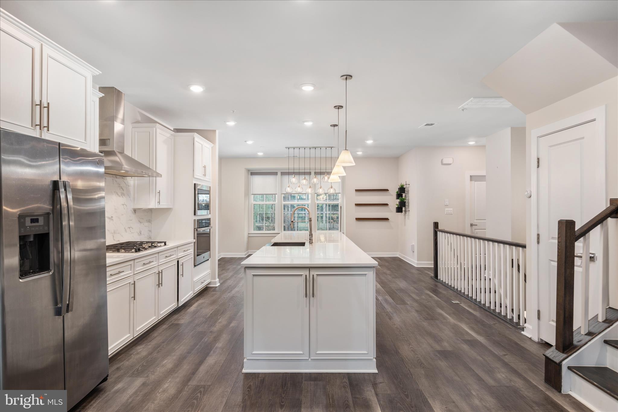 12910 Sunrise Ridge Alley, Unit 60 Herndon, VA 20171 - Photo 12 of 45 Kitchen