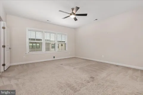 $700,000 | 12910 Sunrise Ridge Alley, Unit 60, Herndon, VA 20171