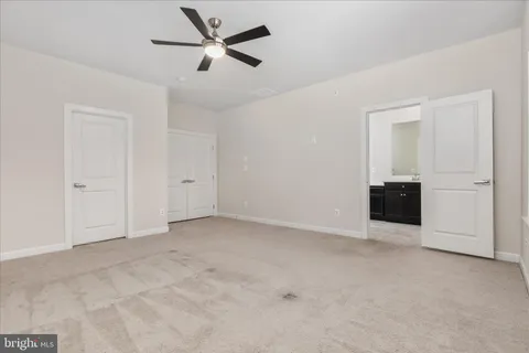 $700,000 | 12910 Sunrise Ridge Alley, Unit 60, Herndon, VA 20171