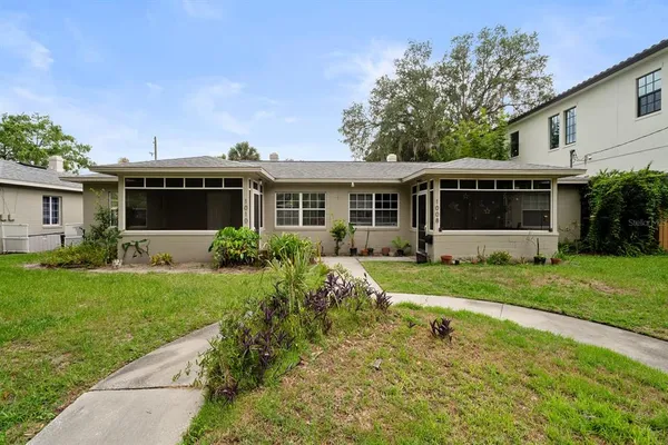 $1,150,000 | 1008 East Central Boulevard, Orlando, FL 32801