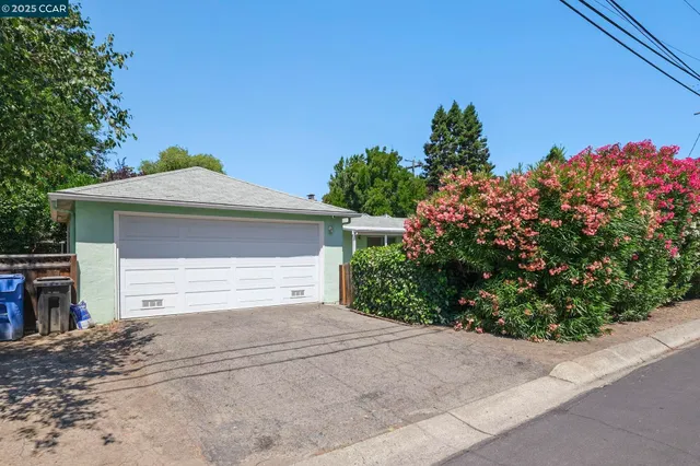 $1,394,900 | 884 Juanita Drive, Lafayette, CA 94595