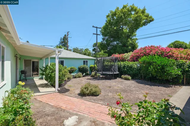 $1,394,900 | 884 Juanita Drive, Lafayette, CA 94595