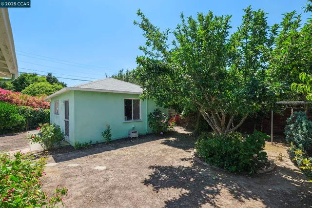$1,394,900 | 884 Juanita Drive, Lafayette, CA 94595