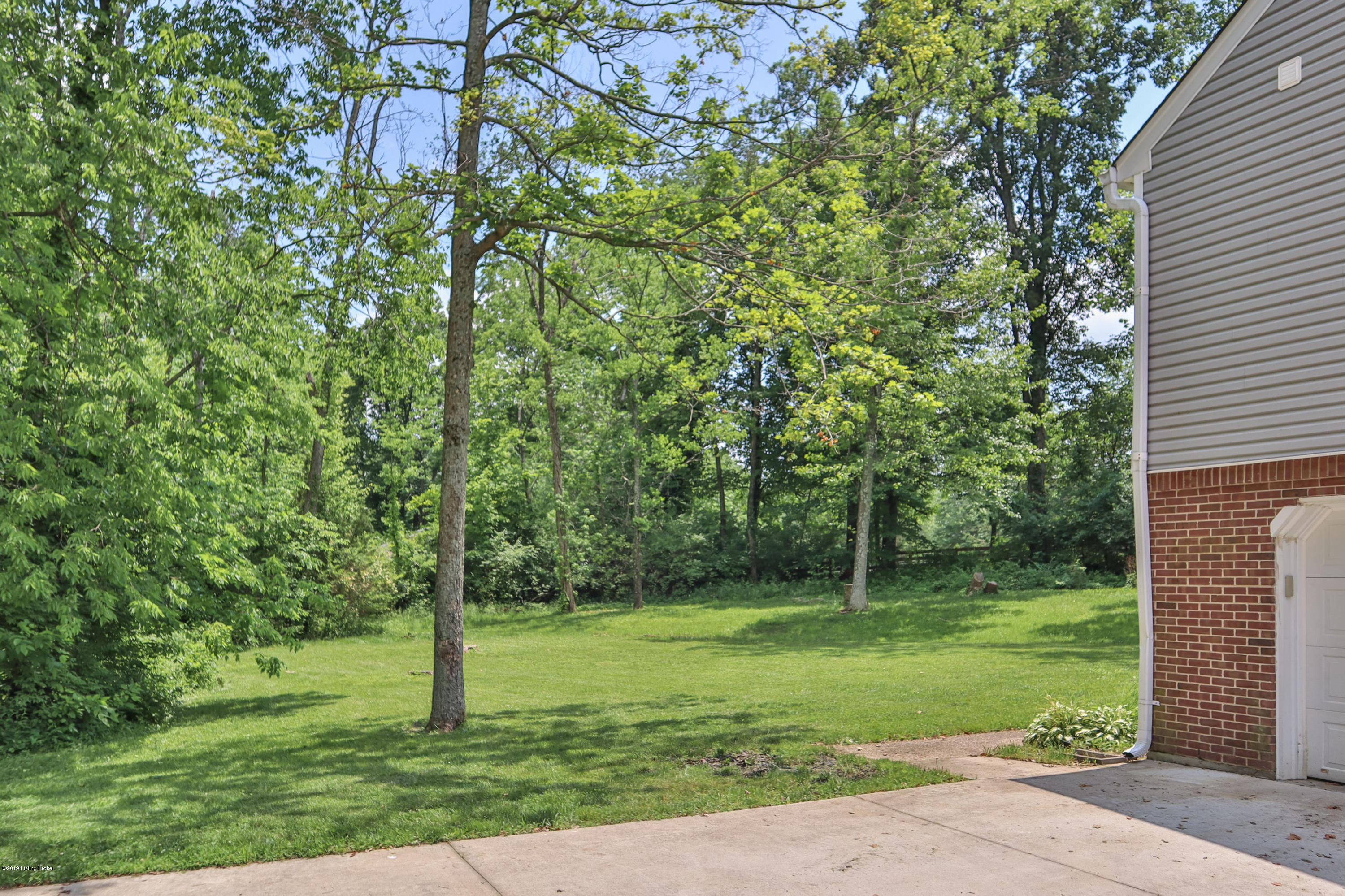1009 Cedar Point Road La Grange, KY 40031 - Photo 36 of 45 044 20190528 0262