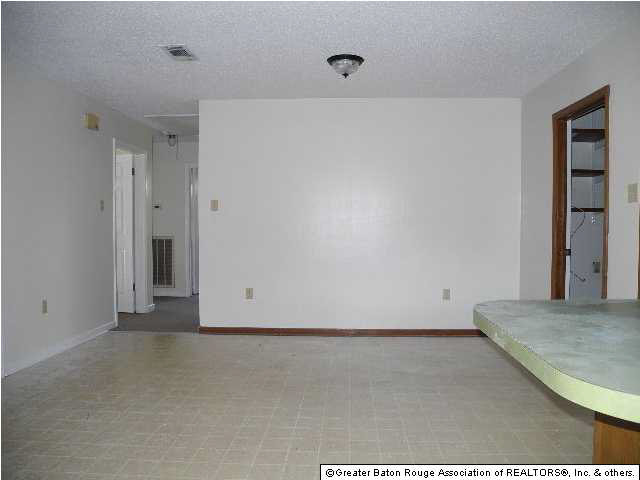 16724 Abshire Avenue Baton Rouge, LA 70816 - Photo 3 of 9 Gallery Image 3