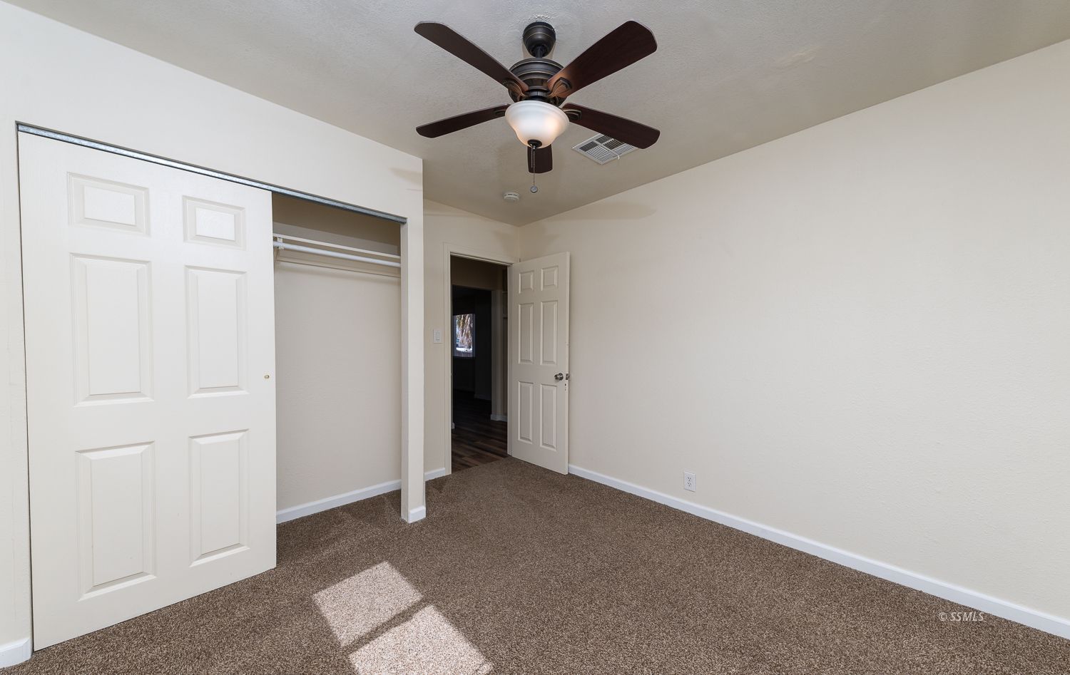 241 North Alvord Street Ridgecrest, CA 93555 - Photo 14 of 32