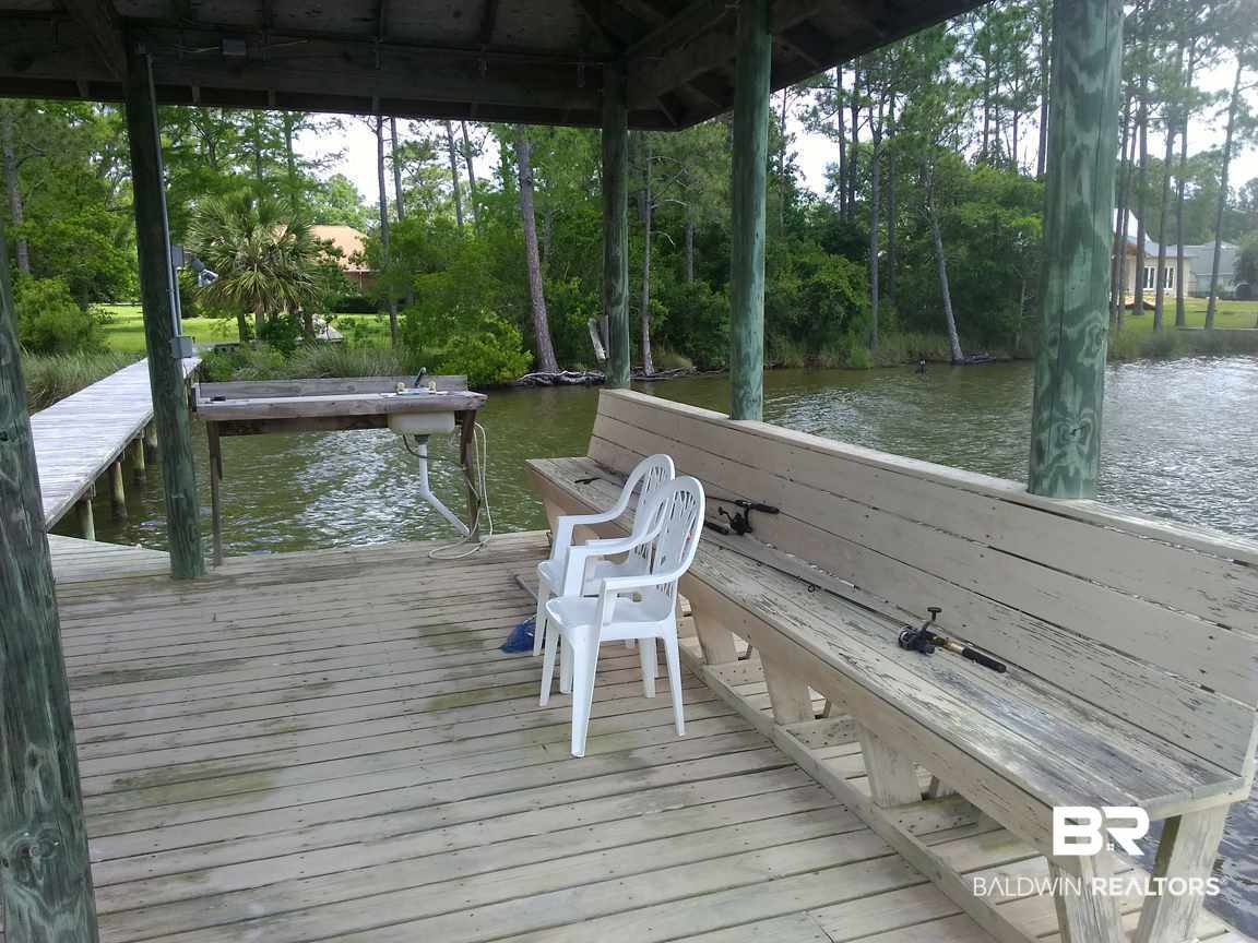 8132 Bay View Drive Foley, AL 36535 - Photo 43 of 50 Boathouse bench & sink