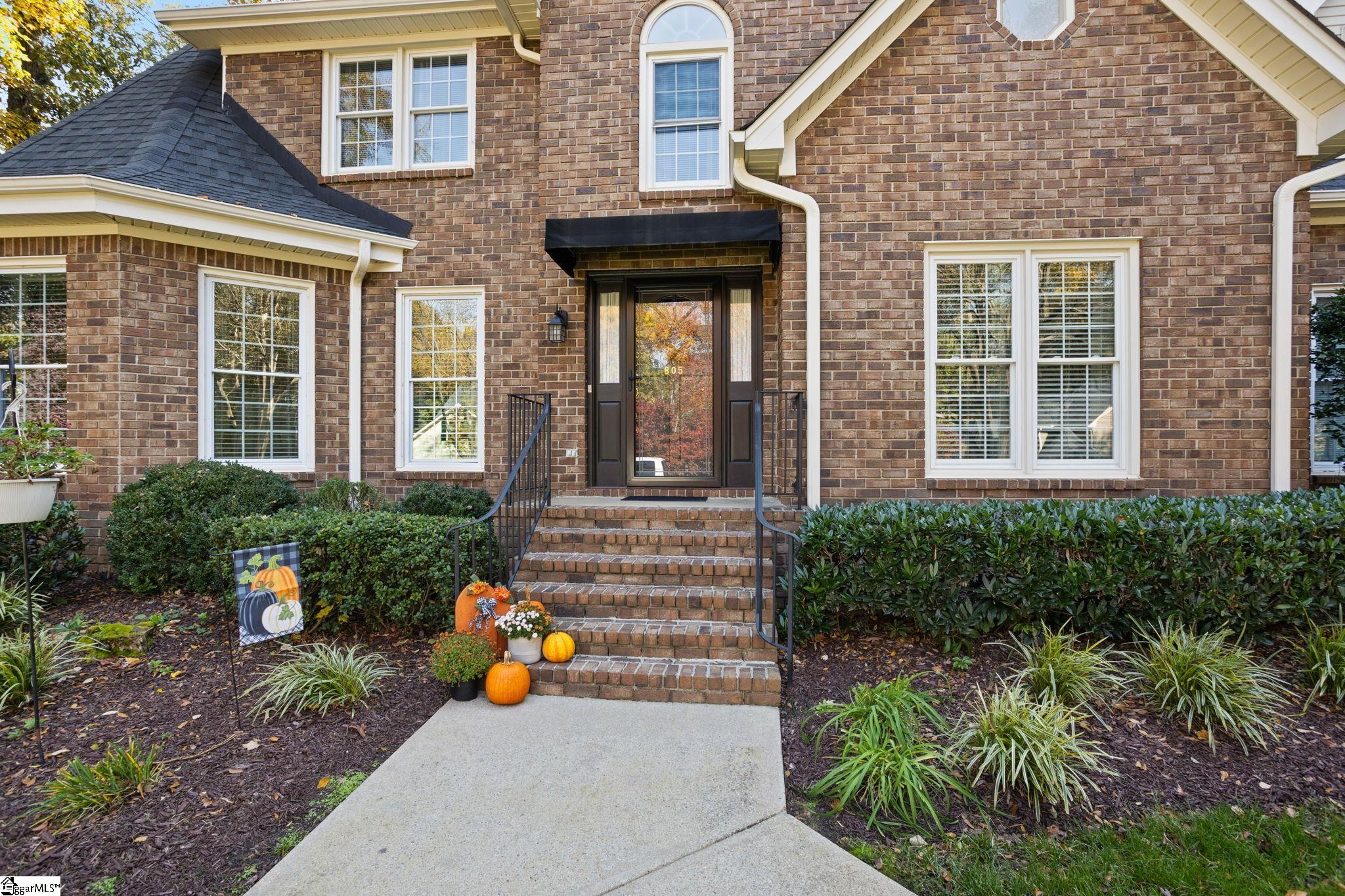805 East Silverleaf Street Greer, SC 29650 - Photo 4 of 39