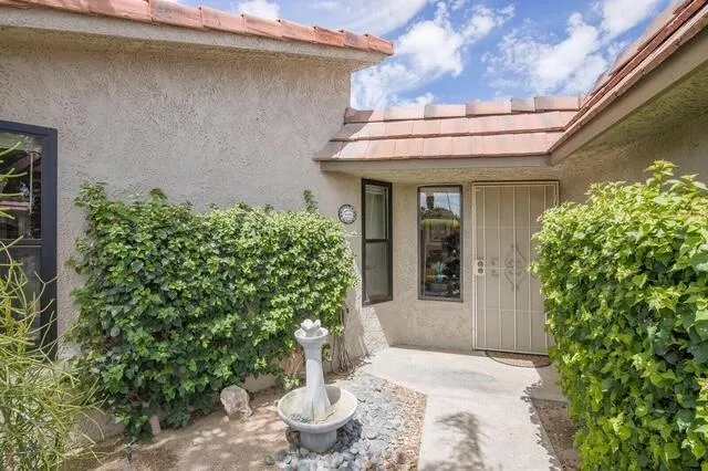$318,000 | 68473 Calle Toledo, Cathedral City, CA 92234