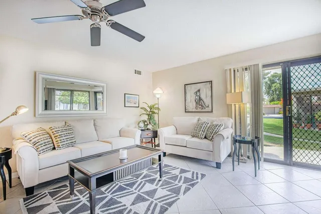 $318,000 | 68473 Calle Toledo, Cathedral City, CA 92234