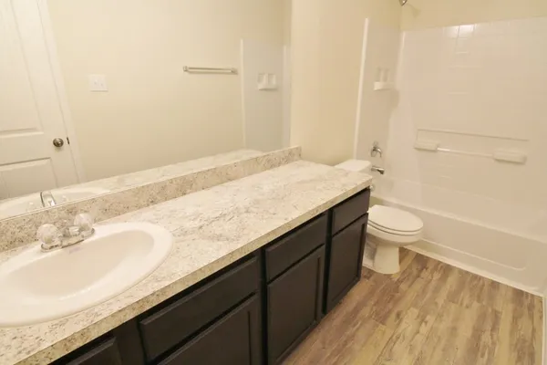 $1,900 | 6127 Dawn Misty Lane, Houston, TX 77048