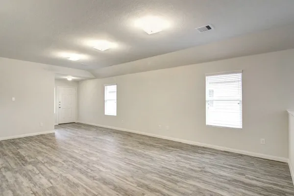 $1,950 | 6127 Dawn Misty Lane, Houston, TX 77048