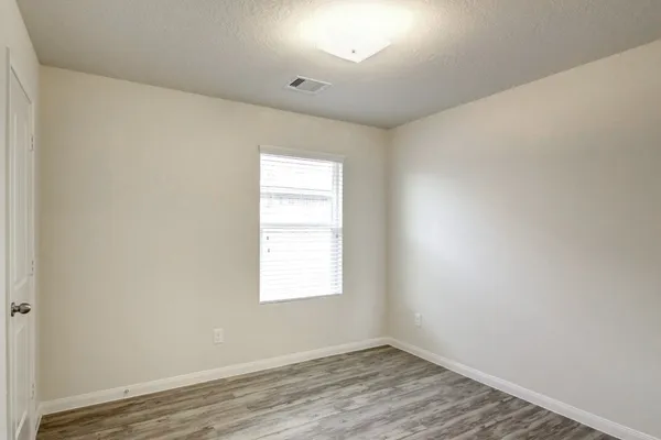 $1,900 | 6127 Dawn Misty Lane, Houston, TX 77048