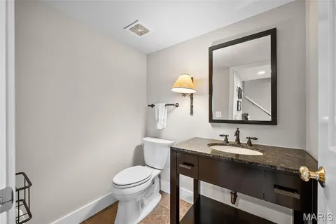 $390,000 | 16437 Cobbleskille Drive, Chesterfield, MO 63017