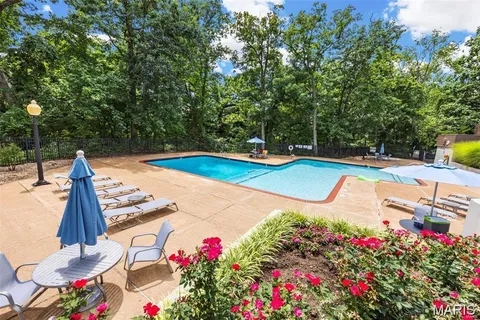 $390,000 | 16437 Cobbleskille Drive, Chesterfield, MO 63017