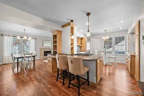 $390,000 | 16437 Cobbleskille Drive, Chesterfield, MO 63017