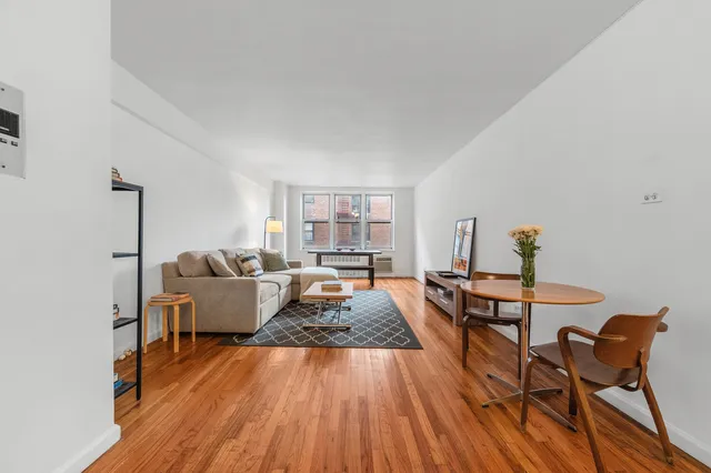 $500,000 | 415 Argyle Road, Unit 4W | Ditmas Park