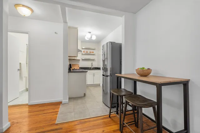 $500,000 | 415 Argyle Road, Unit 4W | Ditmas Park