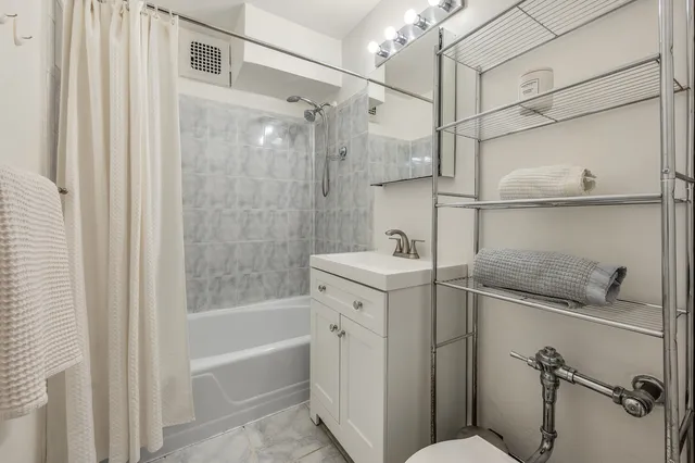 $500,000 | 415 Argyle Road, Unit 4W | Ditmas Park