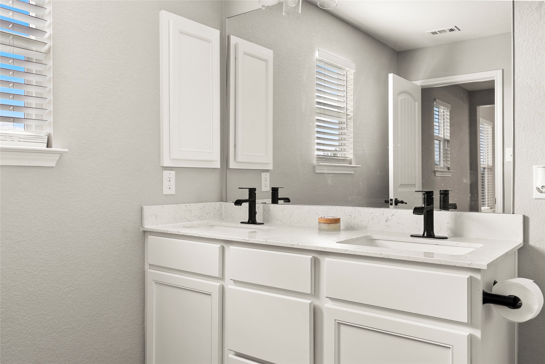 214 Saranac Drive Elgin, TX 78621 - Photo 24 of 30