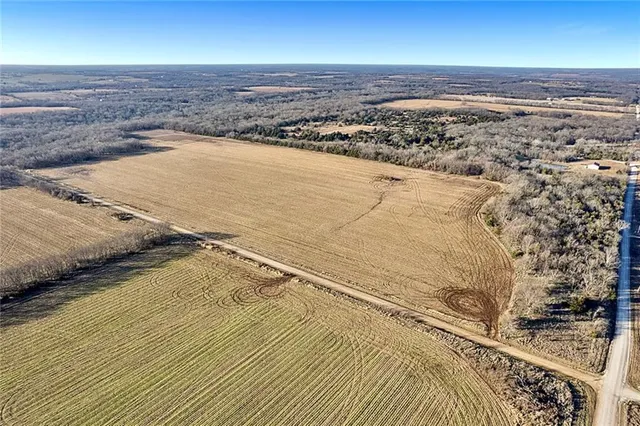 $1,500,000 | 548 Kingman Road, Quenemo, KS 66528