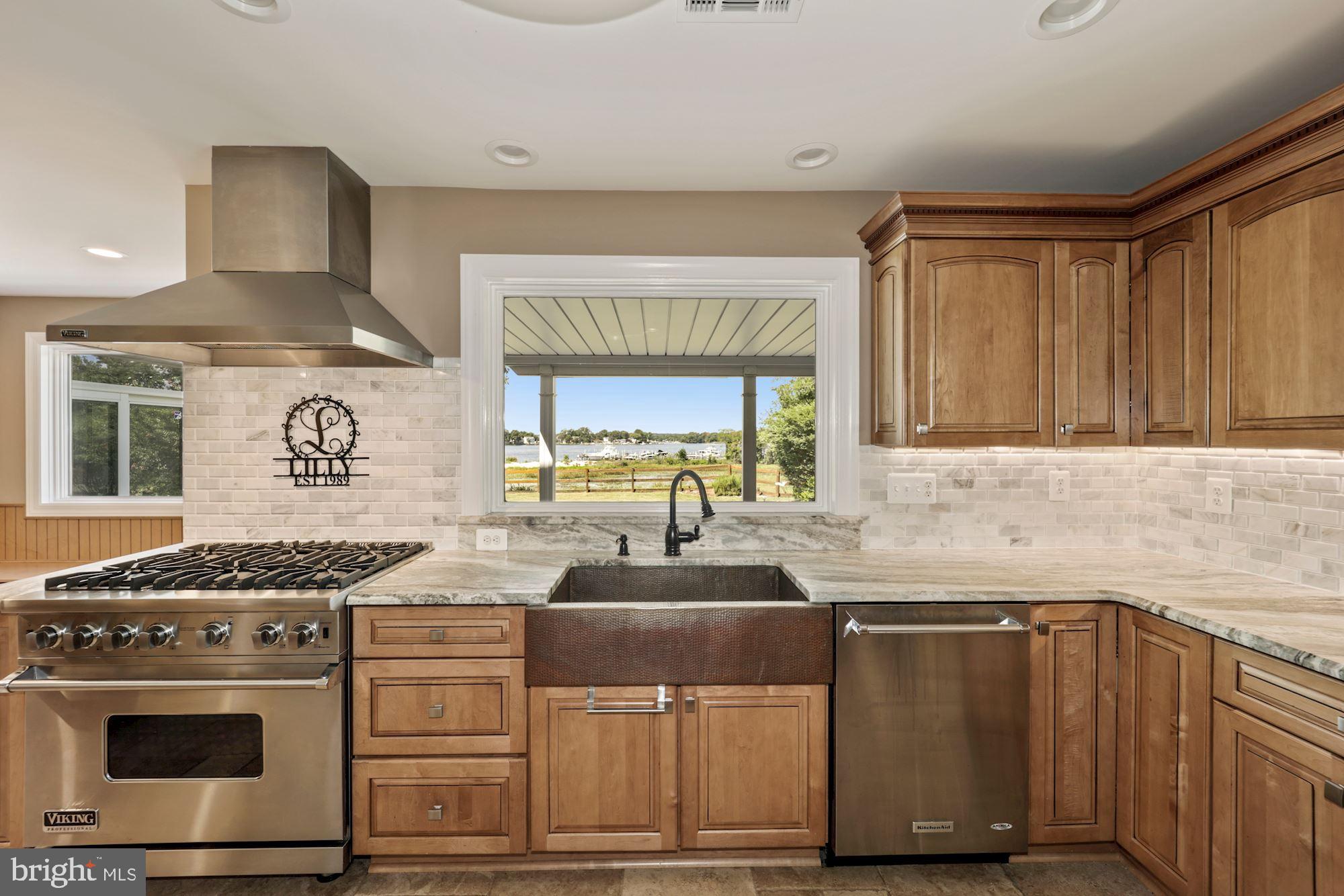 8100 Pinehurst Harbour Way Pasadena, MD 21122 - Photo 35 of 70 Gourmet Kitchen offers fabulous views