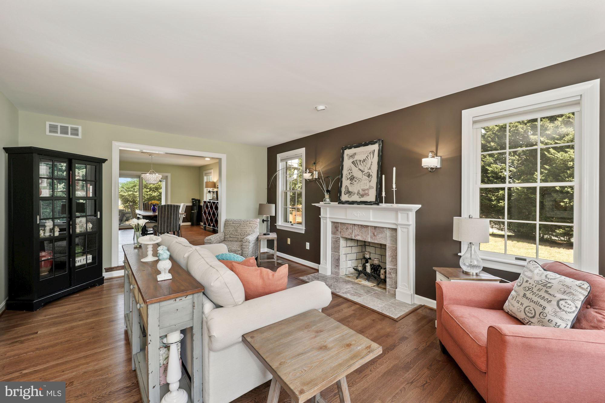 8100 Pinehurst Harbour Way Pasadena, MD 21122 - Photo 41 of 70 Den with Fireplace