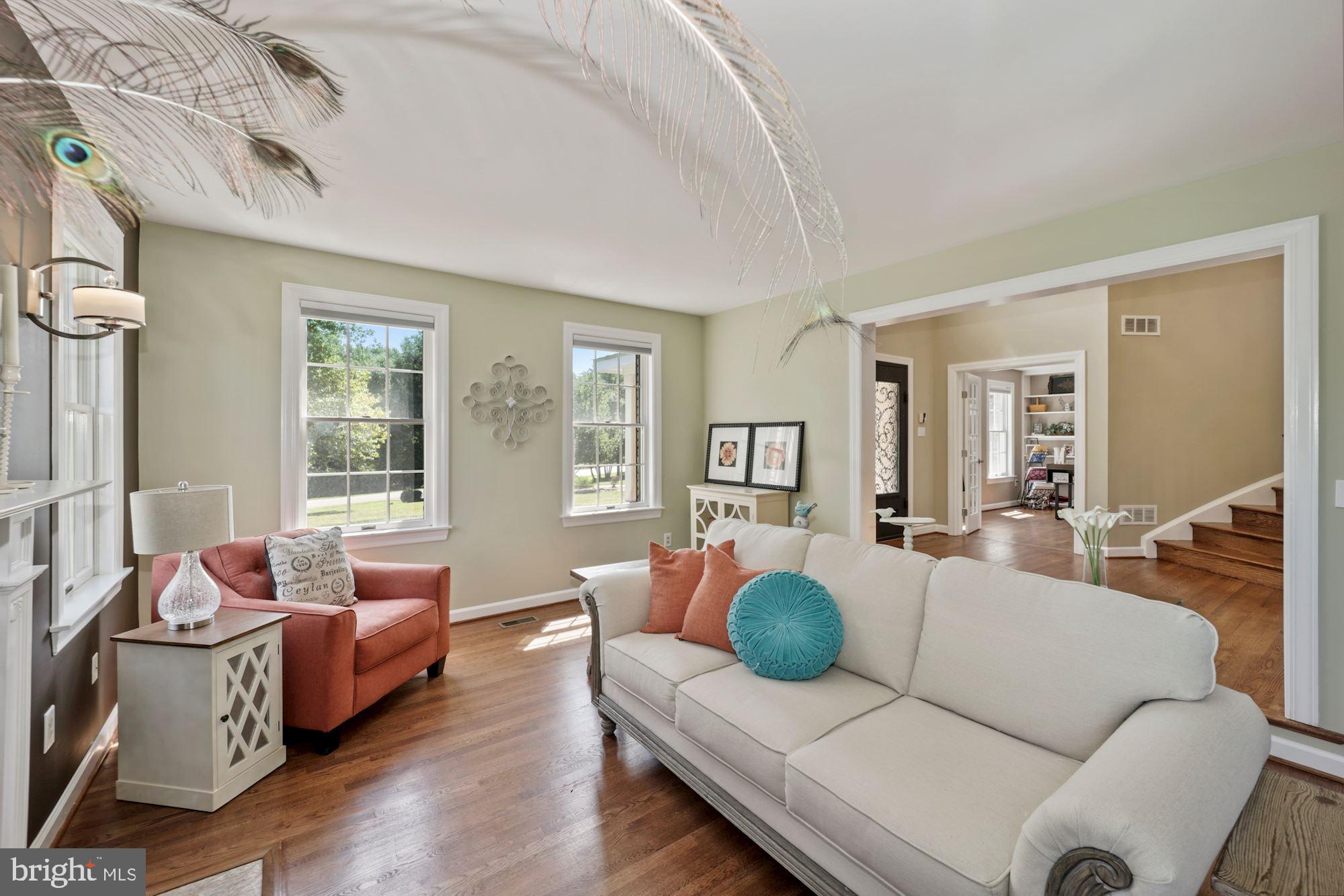 8100 Pinehurst Harbour Way Pasadena, MD 21122 - Photo 42 of 70 Den from another angle