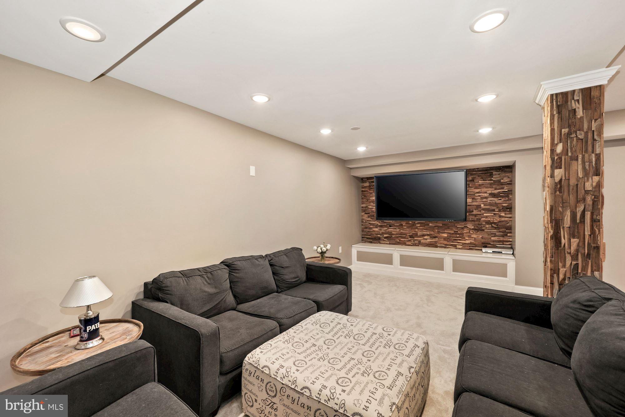 8100 Pinehurst Harbour Way Pasadena, MD 21122 - Photo 64 of 70 Lower Level Recreation Room