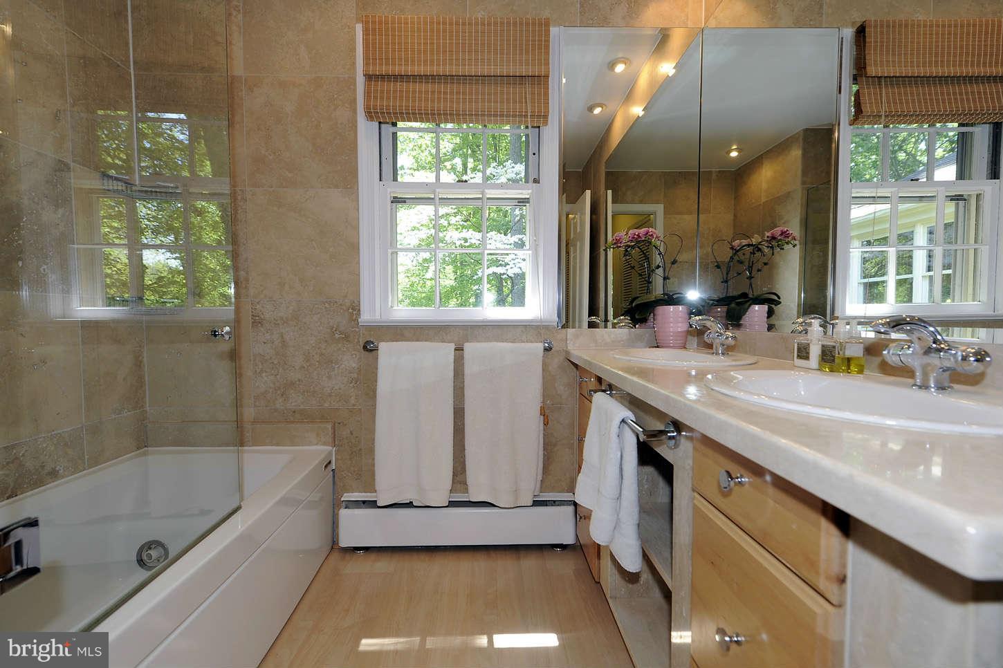 5506 Jordan Road Bethesda, MD 20816 - Photo 13 of 30 Bath