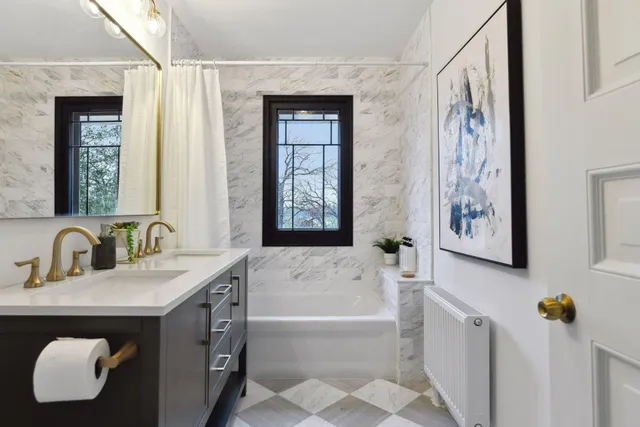 $14,995 | 4637 East Lake Harriet Parkway, Minneapolis, MN 55419