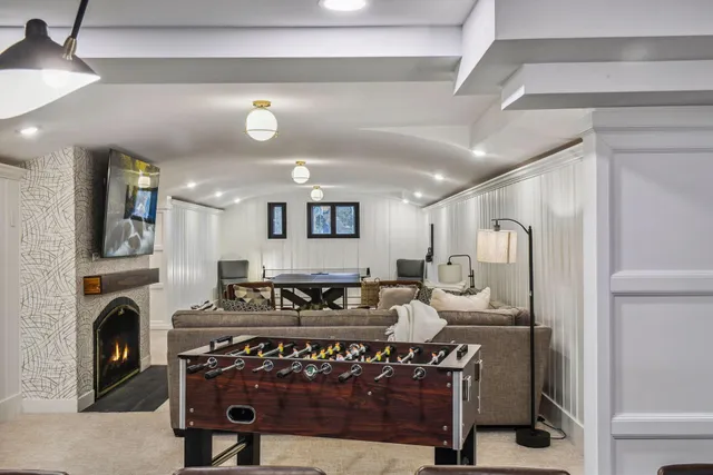 $14,995 | 4637 East Lake Harriet Parkway, Minneapolis, MN 55419