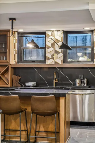 $14,995 | 4637 East Lake Harriet Parkway, Minneapolis, MN 55419