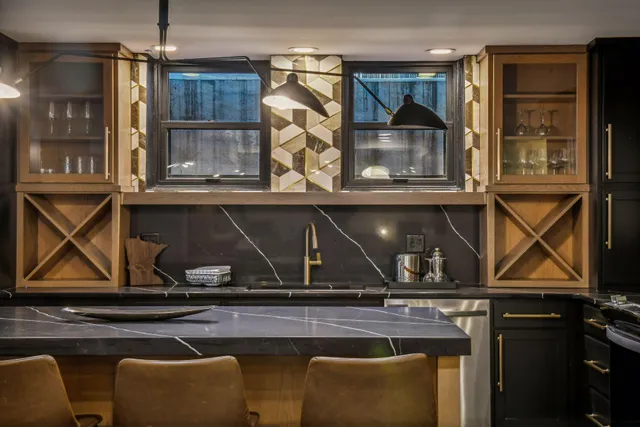 $14,995 | 4637 East Lake Harriet Parkway, Minneapolis, MN 55419