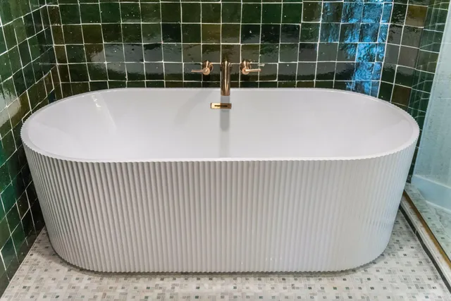 $14,995 | 4637 East Lake Harriet Parkway, Minneapolis, MN 55419