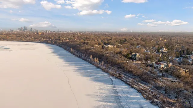 $14,995 | 4637 East Lake Harriet Parkway, Minneapolis, MN 55419