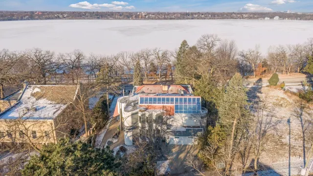 $14,995 | 4637 East Lake Harriet Parkway, Minneapolis, MN 55419