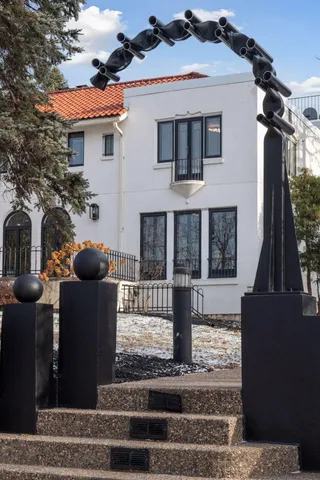 $14,995 | 4637 East Lake Harriet Parkway, Minneapolis, MN 55419