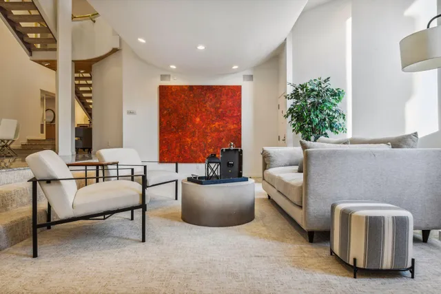 $14,995 | 4637 East Lake Harriet Parkway, Minneapolis, MN 55419