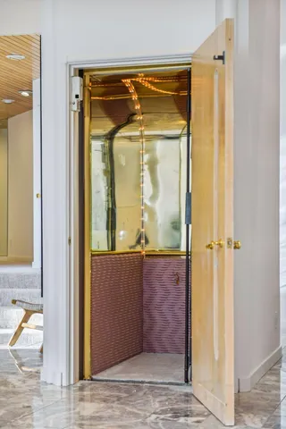 $14,995 | 4637 East Lake Harriet Parkway, Minneapolis, MN 55419