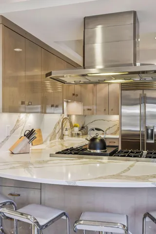 $14,995 | 4637 East Lake Harriet Parkway, Minneapolis, MN 55419