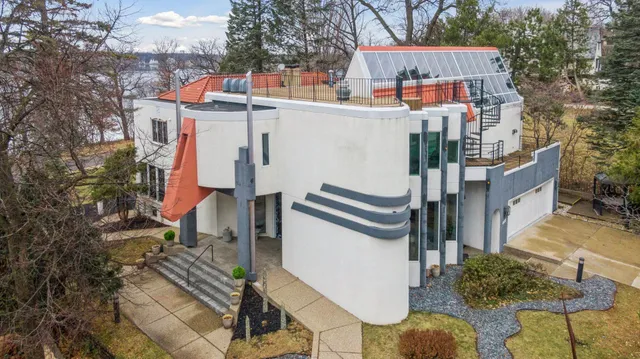 $14,995 | 4637 East Lake Harriet Parkway, Minneapolis, MN 55419