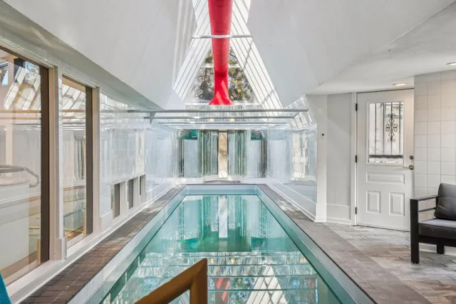 $14,995 | 4637 East Lake Harriet Parkway, Minneapolis, MN 55419