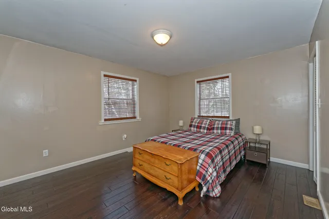 $335,000 | 35 Pinewood Way, Argyle, NY 12809