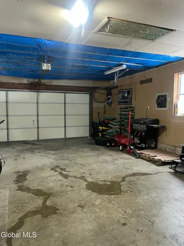 $335,000 | 35 Pinewood Way, Argyle, NY 12809