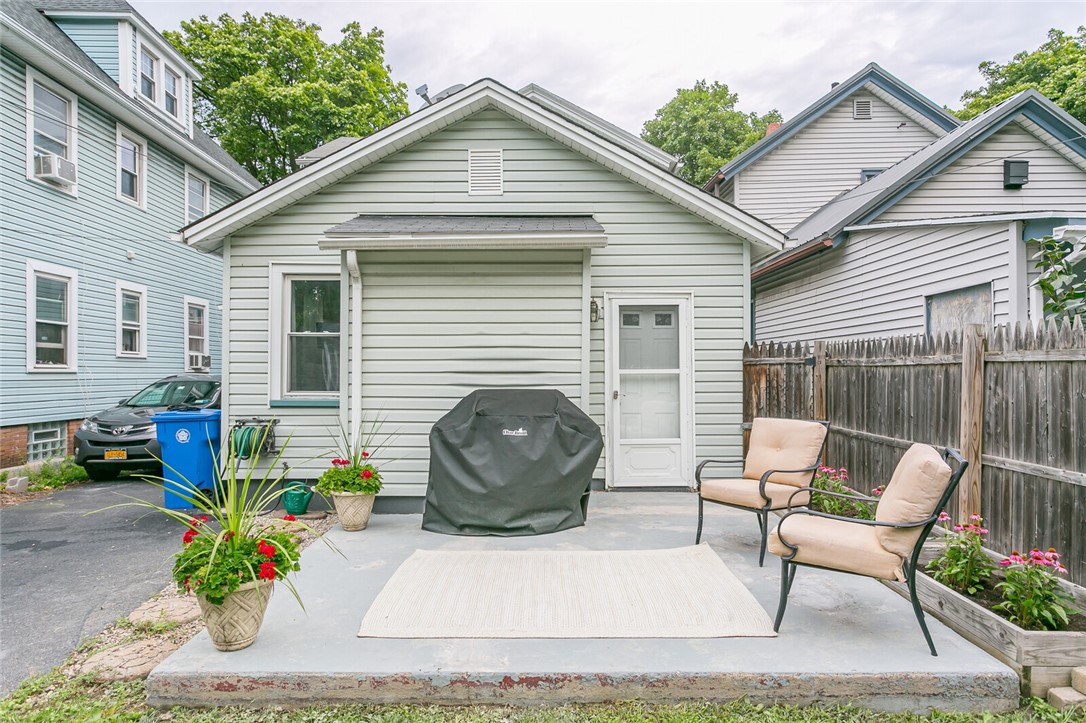 15 Averill Avenue Rochester, NY 14620 - Photo 5 of 47