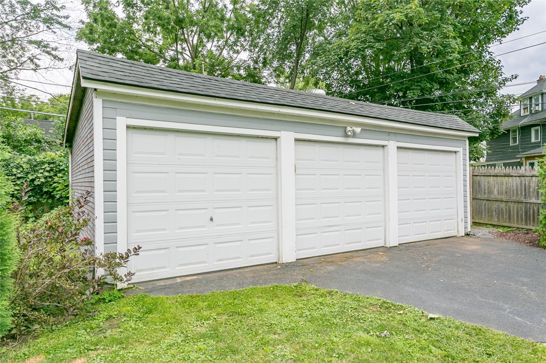 15 Averill Avenue Rochester, NY 14620 - Photo 7 of 47