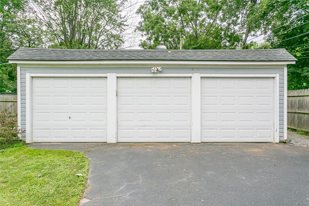 15 Averill Avenue Rochester, NY 14620 - Photo 8 of 47