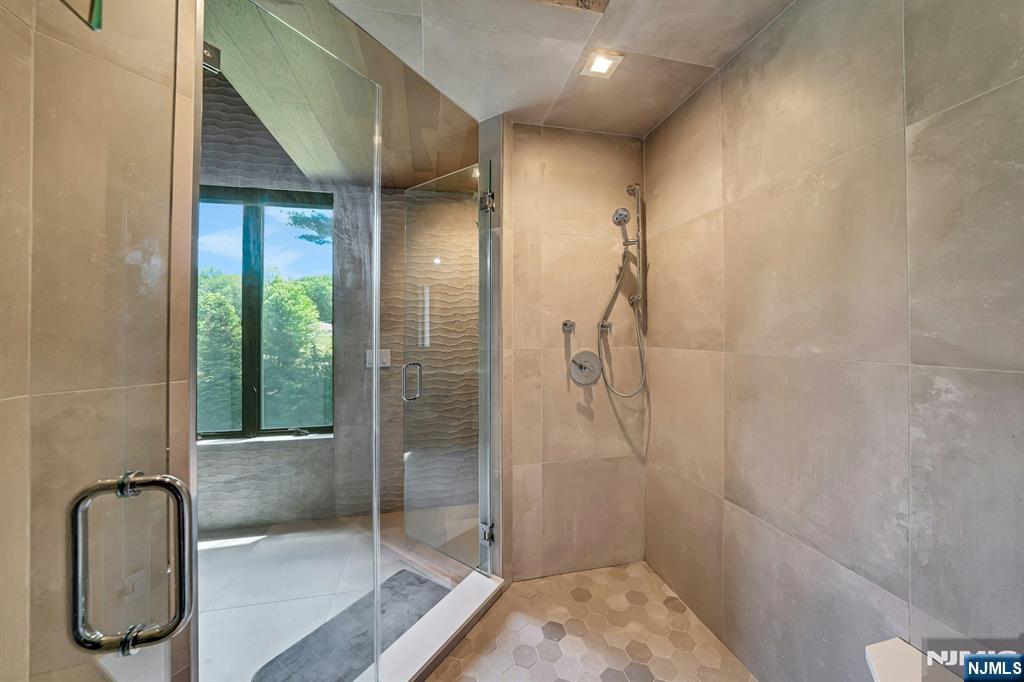 176 Edson Terrace Franklin Lakes, NJ 07417 - Photo 28 of 48